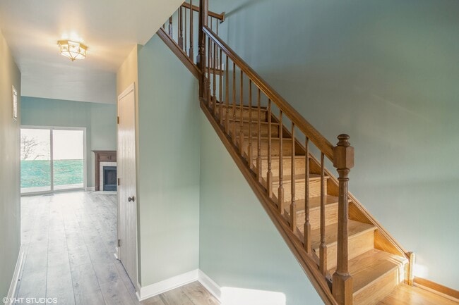 734 E Whispering Oaks Ct in Palatine, IL - Building Photo - Building Photo