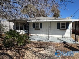 2614 Craft Ave NW in Huntsville, AL - Building Photo