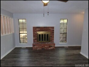 8 Woodlore Cir in Little Rock, AR - Building Photo - Building Photo
