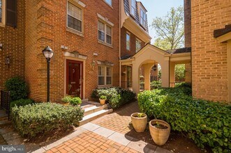 4346 Westover Pl NW in Washington, DC - Building Photo - Building Photo