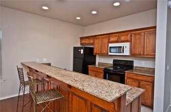 3104 SW Deerfield Blvd in Bentonville, AR - Building Photo - Building Photo