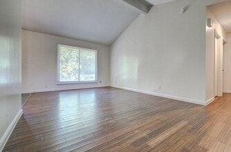 5508 Pine Pl in Austin, TX - Building Photo - Building Photo
