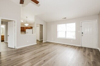5314 Claybrooke Dr in Indianapolis, IN - Building Photo - Building Photo