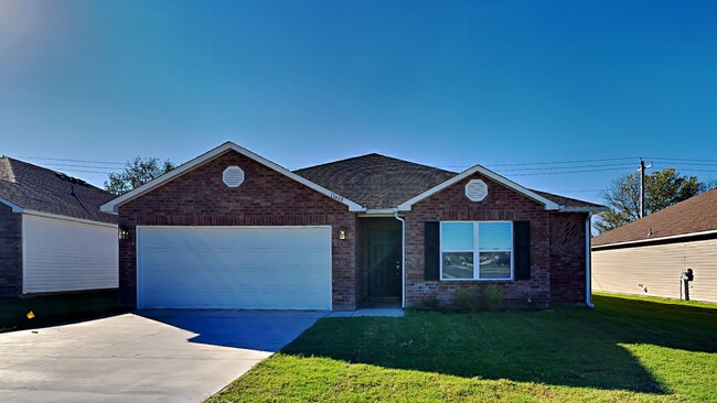 11408 S 232nd E Ave in Broken Arrow, OK - Foto de edificio - Building Photo