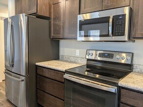 129 Crystal View Ct in Lakeside, MT - Building Photo - Building Photo