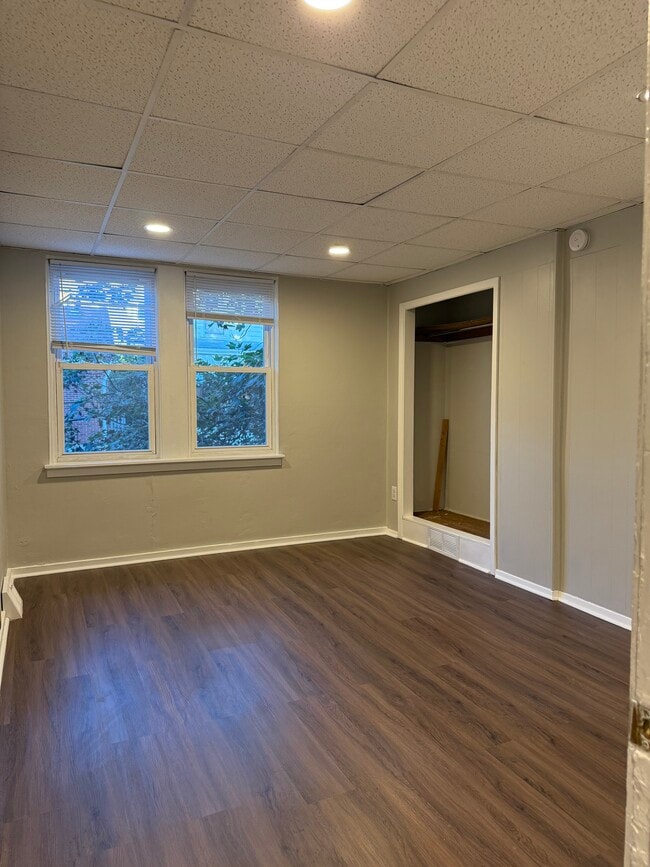 1644 Westmont Ave, Unit 2nd Floor in Pittsburgh, PA - Building Photo - Building Photo