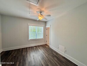 4006 Tamarisk Ln in Wilmington, NC - Building Photo - Building Photo