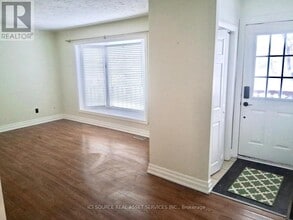 146 Langarth St W in London, ON - Building Photo - Building Photo