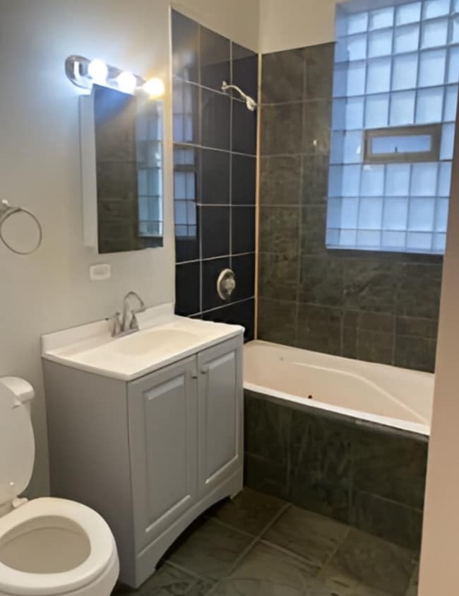 5611 S Princeton Ave