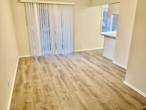 2011 W Grace Ave in Spokane, WA - Building Photo - Building Photo