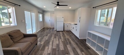 2108 Kaohu St in Wailuku, HI - Building Photo - Building Photo