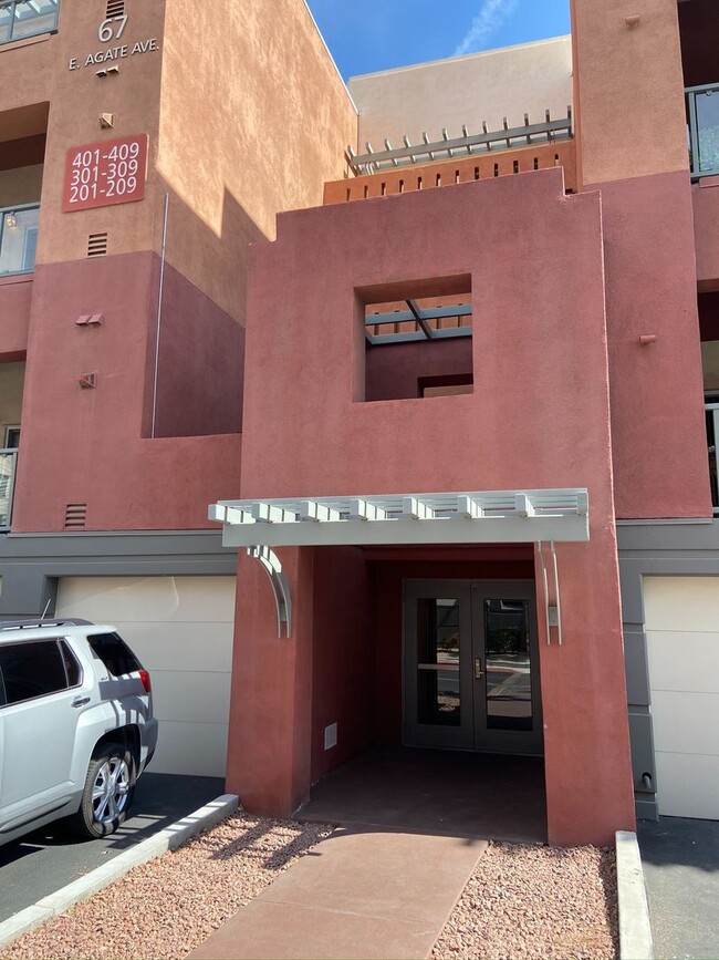 67 E Agate Ave in Las Vegas, NV - Building Photo - Building Photo