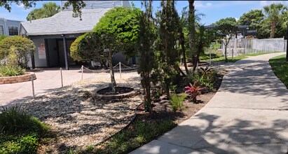 4008 Atrium Dr in Orlando, FL - Building Photo - Building Photo