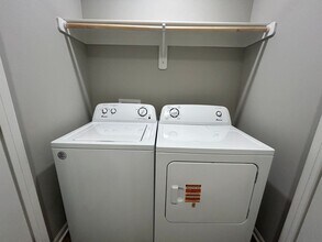 651-653 Fall Meadow Ln in Belton, MO - Building Photo - Building Photo