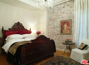 1416 Havenhurst Dr in West Hollywood, CA - Building Photo - Building Photo