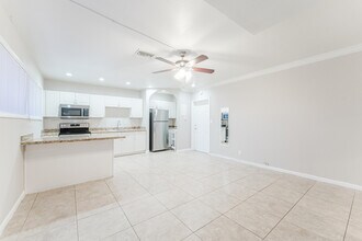831 E Palmetto Park Rd in Boca Raton, FL - Building Photo - Building Photo