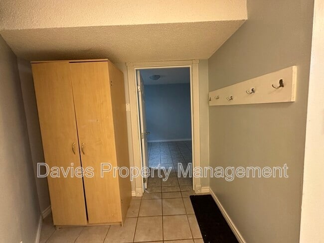 6704-6132 132 Ave NW in Edmonton, AB - Building Photo - Building Photo