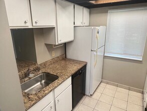 2123 Melrose Dr in Champaign, IL - Building Photo - Building Photo