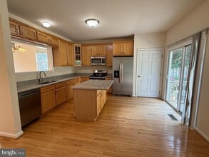 61 Sire Way in Warrenton, VA - Building Photo - Building Photo