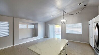 8840 Spinning Wheel Ave in Las Vegas, NV - Building Photo - Building Photo