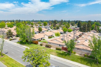 2902 Gosford Rd in Bakersfield, CA - Building Photo - Building Photo