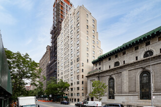 7-11 W 96th St in New York, NY - Building Photo - Building Photo