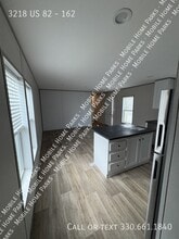 3218 OH-82 in Mantua, OH - Building Photo - Building Photo