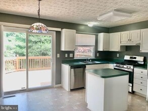 3207 Water Lily Ct in Laurel, MD - Building Photo - Building Photo