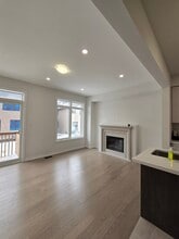 45 Auckland Dr in Whitby, ON - Building Photo - Building Photo