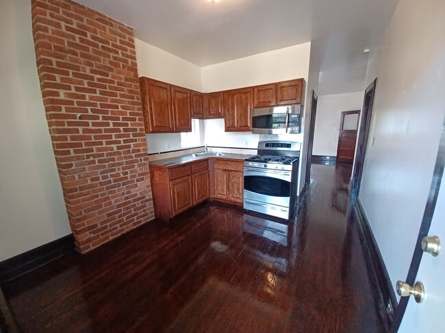 268 Bond St, Unit 268 Bond St.