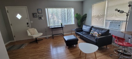 3411 S Howell Ave in Milwaukee, WI - Building Photo - Building Photo