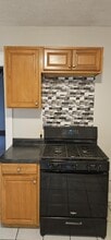 585 Case Ave, Unit 2 in St. Paul, MN - Building Photo - Building Photo