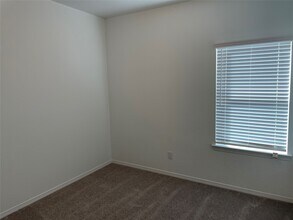 25540 Northpark Palm Dr in Porter, TX - Building Photo - Building Photo