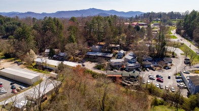 43 Heritage Hollow Dr in Franklin, NC - Building Photo - Other