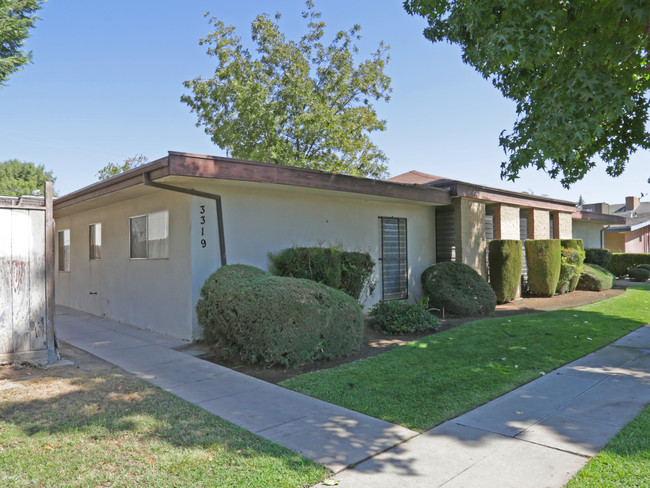 3319 E Fairmont Ave in Fresno, CA - Building Photo - Building Photo