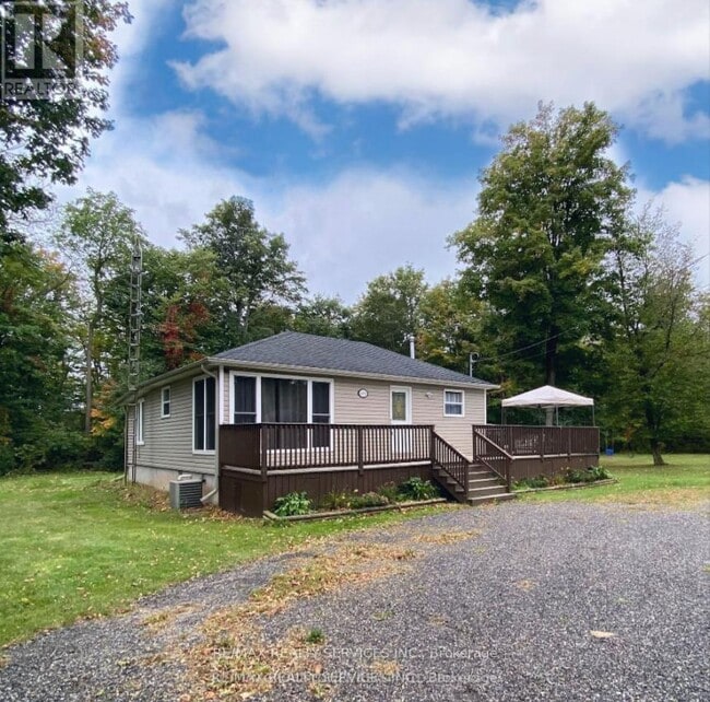 property at 4870 Mapleview Crescent