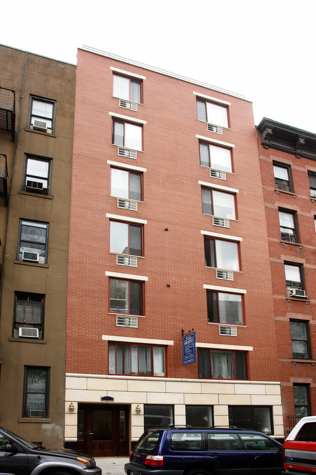 428 W 49th St in New York, NY - Building Photo - Building Photo