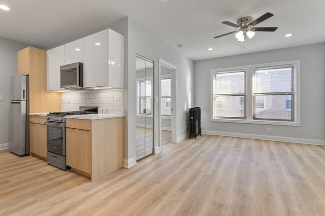 1633 W Chase Ave in Chicago, IL - Building Photo - Building Photo