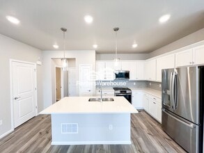 8826 Yellowcress St in Littleton, CO - Building Photo - Building Photo