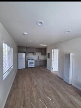 853 Harper Ct in Santa Maria, CA - Foto de edificio - Building Photo