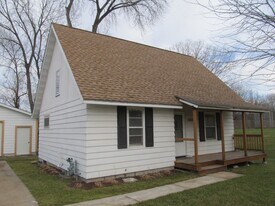 1883 Field Ave in St. Paul, MN - Building Photo