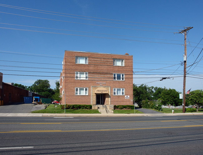 Freestate Apartments in Gaithersburg, MD - Building Photo - Building Photo