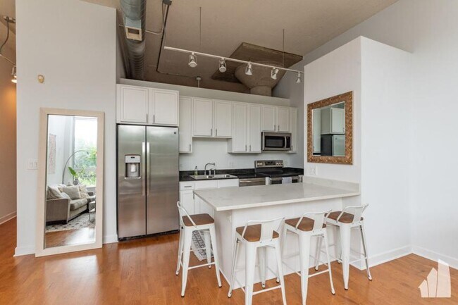 4131 W Belmont Ave in Chicago, IL - Building Photo - Building Photo