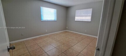 4522 SW 54th St in Fort Lauderdale, FL - Building Photo - Building Photo