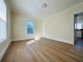 15 Baxter Ave, Unit 2 in Quincy, MA - Foto de edificio - Building Photo