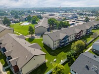 Tuscany Cove in West Valley, UT - Foto de edificio - Building Photo