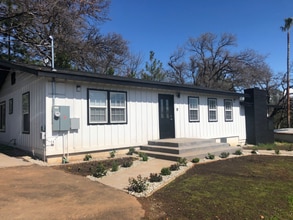 6613 Stoney Dr in Redding, CA - Building Photo - Building Photo