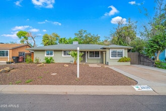 2816 N 70th St in Scottsdale, AZ - Building Photo - Building Photo