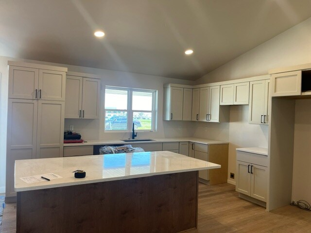 421 Founders Wy in Little Chute, WI - Building Photo - Building Photo