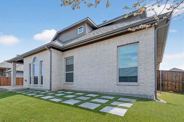 1919 Middleton Dr in Mansfield, TX - Building Photo - Building Photo